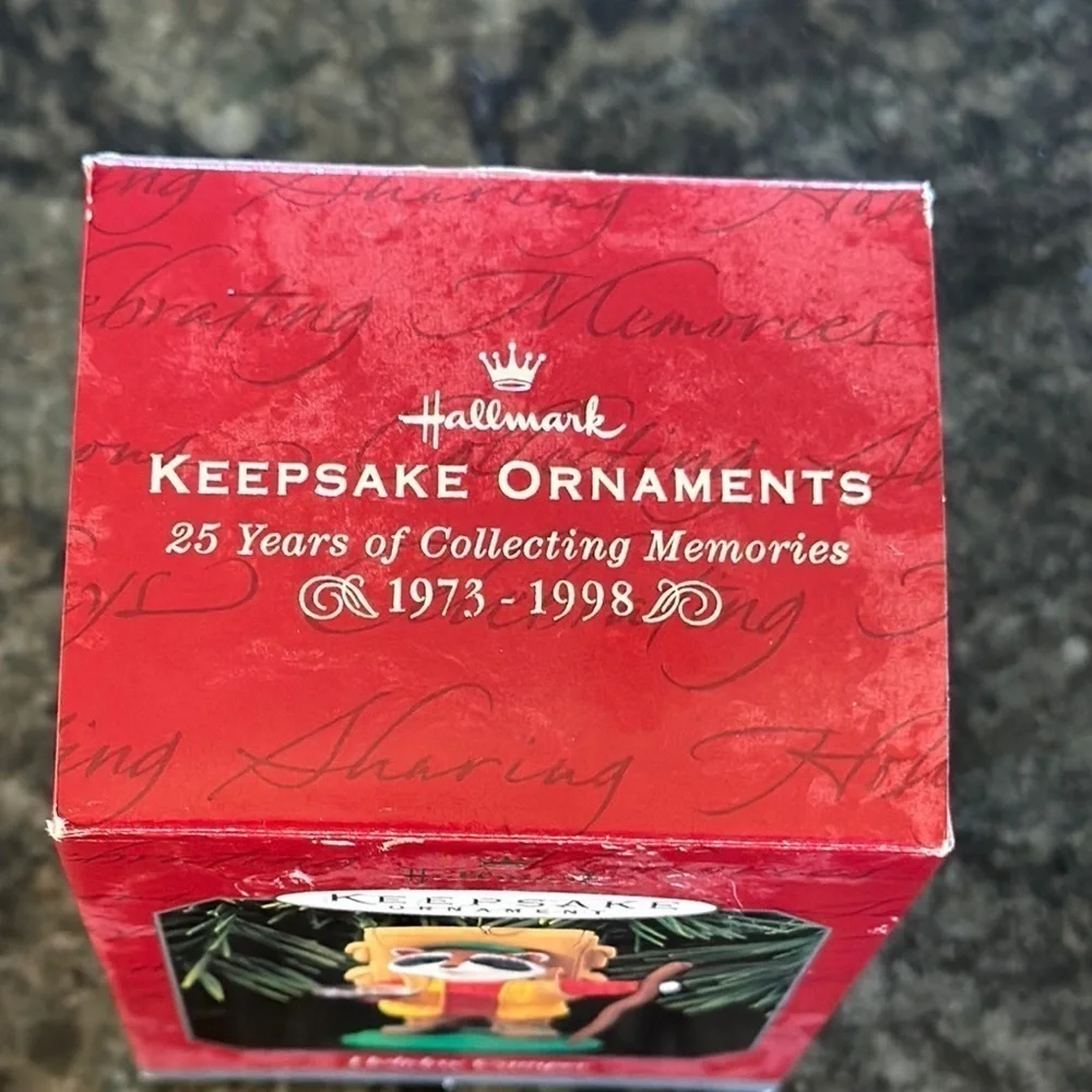 Vintage Hallmark Keepsake Ornament Holiday Happy Camper
